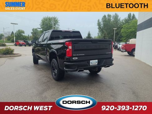 Used 2020 Chevrolet Silverado 1500 Custom Trail Boss w/ Custom Convenience Package AWD/4WD image 3