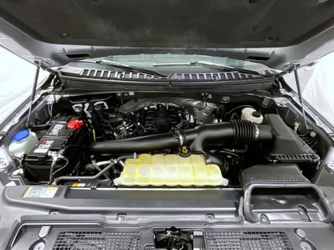 Used 2021 Ford Expedition Limited image 27