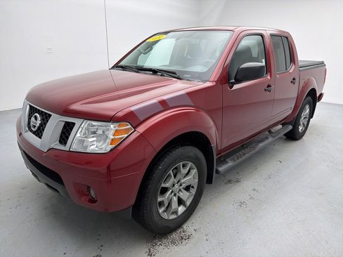 Used 2020 Nissan Frontier SV image 5