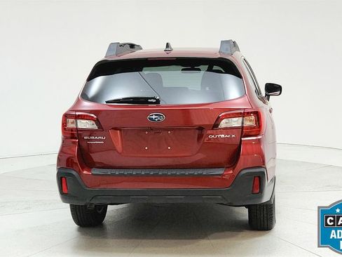 Used 2018 Subaru Outback 2.5i Premium image 4