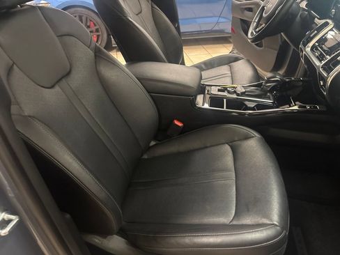 Used 2022 Kia Sorento SX AWD/4WD image 35