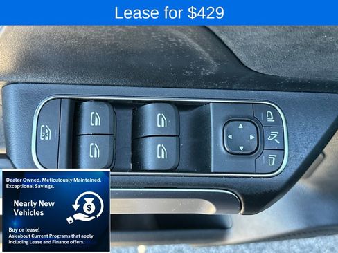 Used 2025 Mercedes-Benz GLB 250 image 27