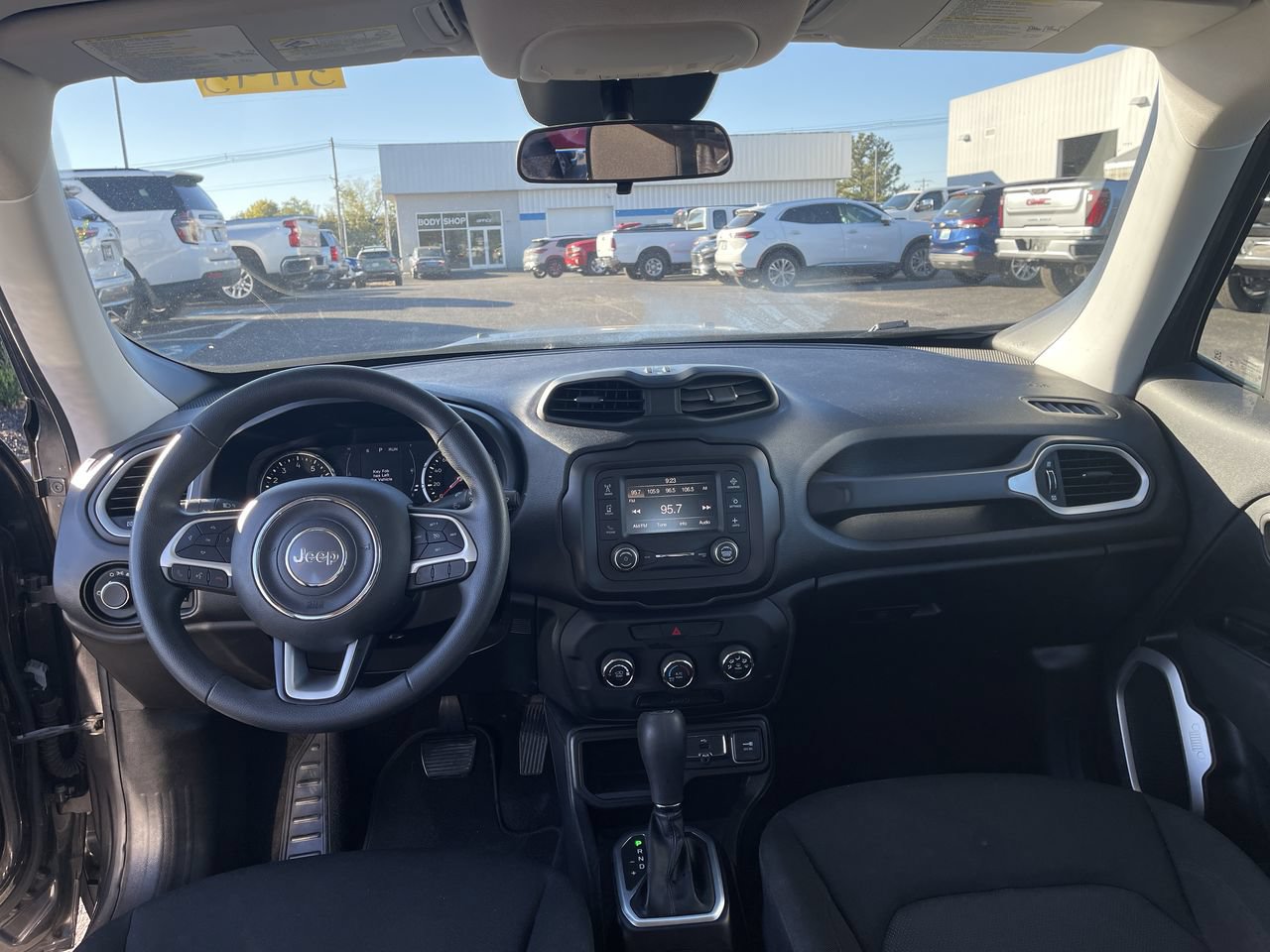 Used 2020 Jeep Renegade Sport FWD image 20