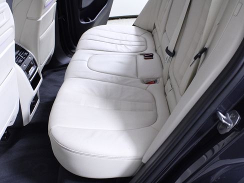 Used 2020 BMW X5 sDrive40i w/ Premium Package image 13