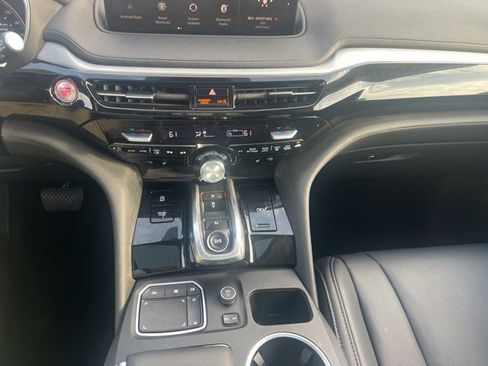 Used 2023 Acura MDX SH-AWD image 17