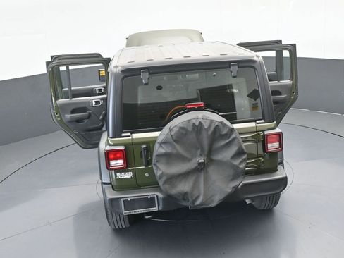 Used 2022 Jeep Wrangler Unlimited Sport image 69