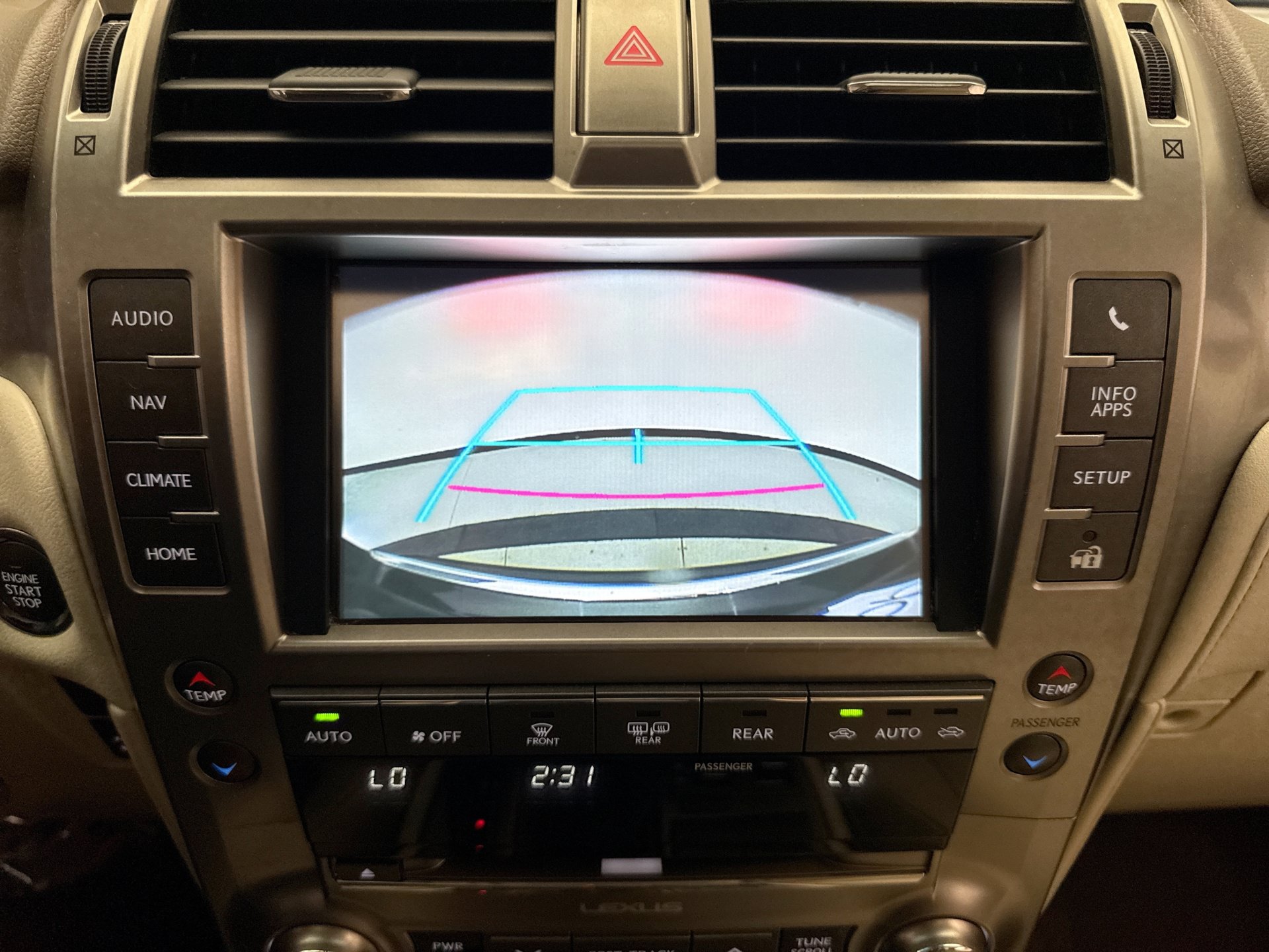 Used 2019 Lexus GX 460 Premium AWD/4WD image 16