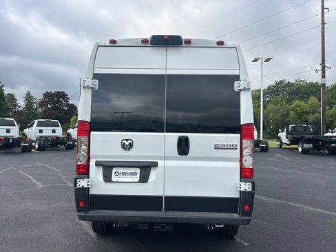New 2025 RAM ProMaster 2500 w/ Convenience Group image 6
