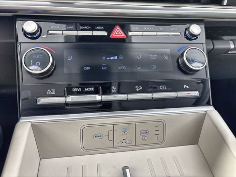 New 2026 Hyundai Santa Fe SEL FWD image 16