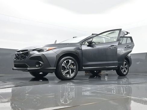 Used 2025 Subaru Crosstrek 2.0i Premium AWD/4WD image 33