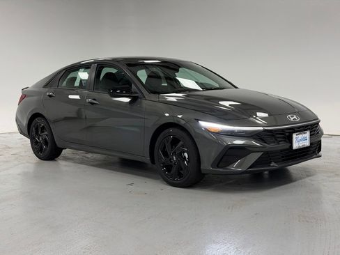 Certified 2026 Hyundai Elantra Sport image 6