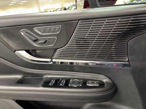 Used 2022 Lincoln Corsair Standard w/ Equipment Group 101A image 26