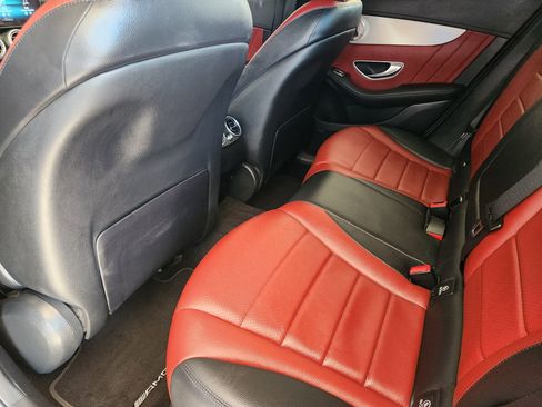 Used 2023 Mercedes-Benz GLC 300 4MATIC Coupe image 32