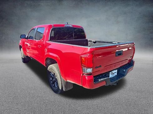 Used 2021 Toyota Tacoma SR5 AWD/4WD image 6