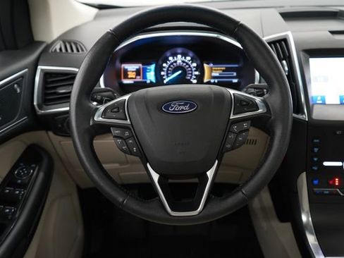 Used 2020 Ford Edge Titanium w/ Equipment Group 301A image 17