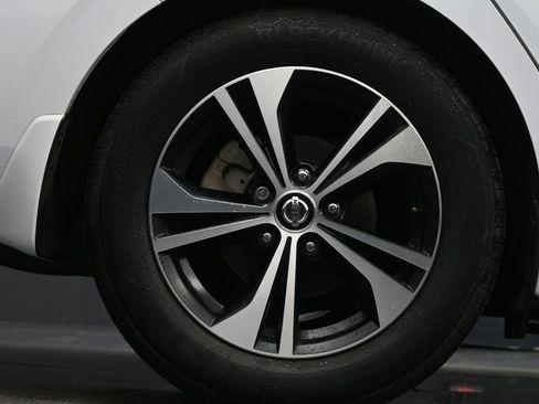 Used 2021 Nissan Sentra SV FWD image 9