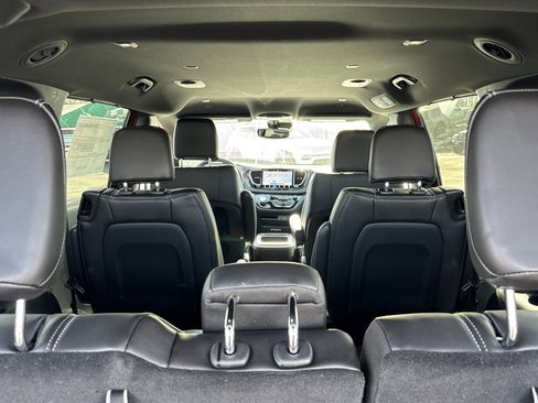 New 2026 Chrysler Pacifica Select image 20