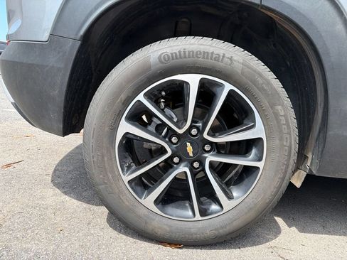 Used 2025 Chevrolet TrailBlazer LT FWD image 29