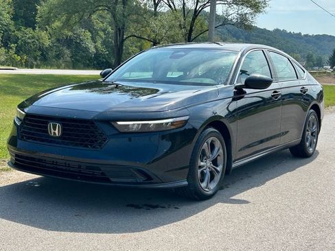 Used 2024 Honda Accord EX image 1