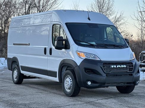 New 2026 RAM ProMaster 2500 w/ Convenience Group image 1