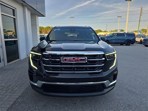 Certified 2025 GMC Acadia Elevation image 2