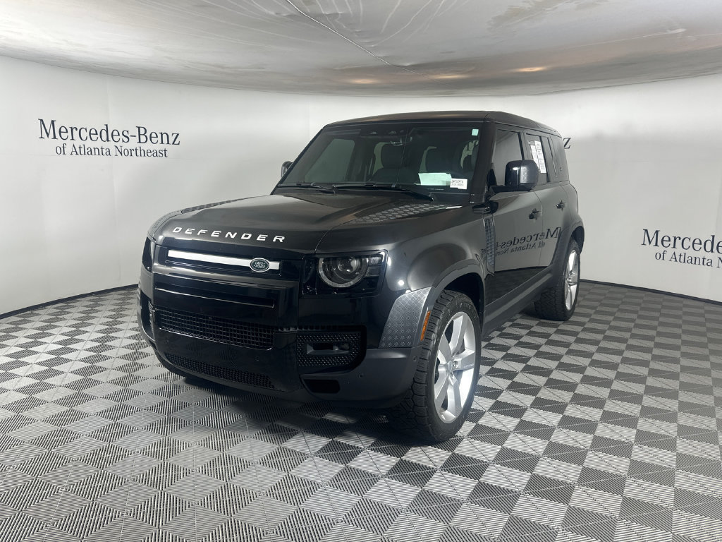 Used 2024 Land Rover Defender 110 SE AWD/4WD image 3