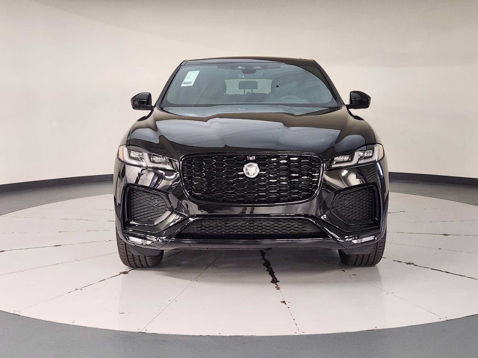 New 2026 Jaguar F-PACE R-Dynamic S AWD/4WD image 9