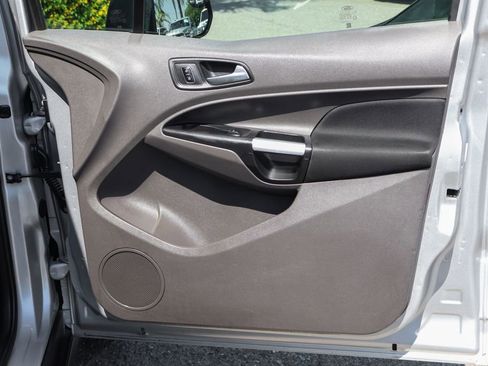 Used 2019 Ford Transit Connect XLT image 48