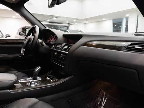 Used 2014 BMW X3 xDrive35i image 9