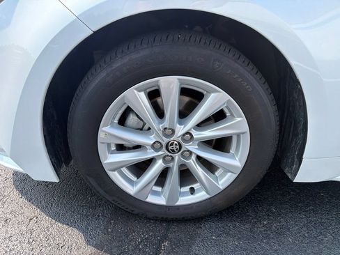 Used 2025 Toyota Corolla LE w/ LE Premium Package FWD image 10