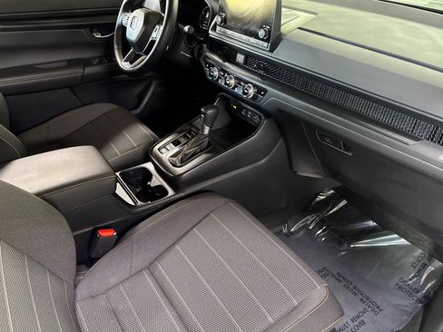 Used 2025 Honda CR-V Sport image 32