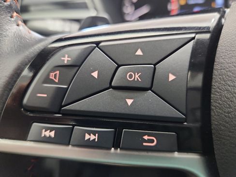 Used 2024 Nissan Altima 2.5 SR w/ SR Premium Package image 12