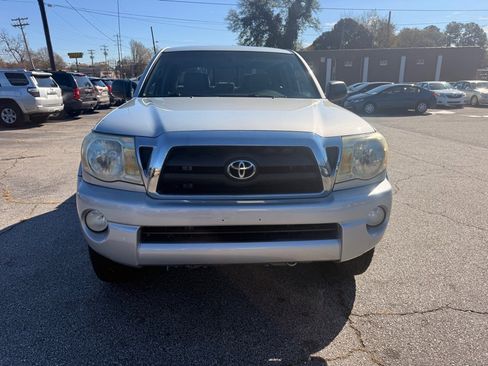 Used 2007 Toyota Tacoma PreRunner image 2