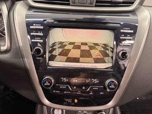 Certified 2024 Nissan Murano SV w/ SV Midnight Edition Package FWD image 26