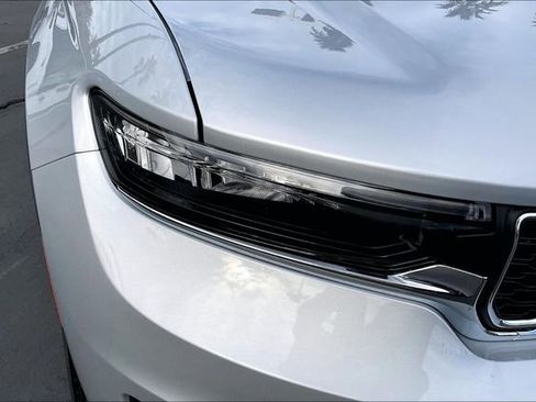 New 2025 Jeep Grand Cherokee L Laredo image 11