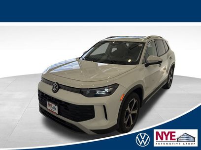 New 2025 Volkswagen Tiguan SE