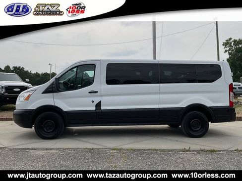 Used 2017 Ford Transit 350 XLT RWD image 4