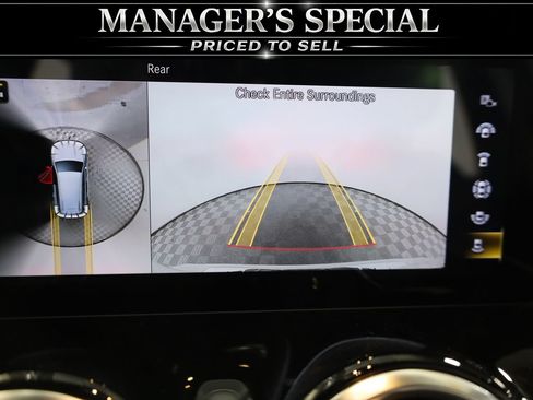 Used 2022 Mercedes-Benz GLB 250 4MATIC image 70