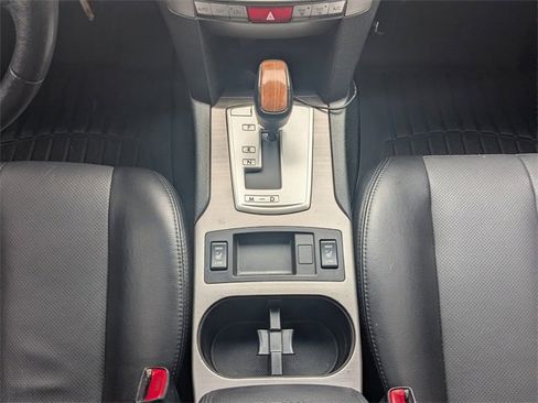 Used 2014 Subaru Outback 2.5i Limited image 18