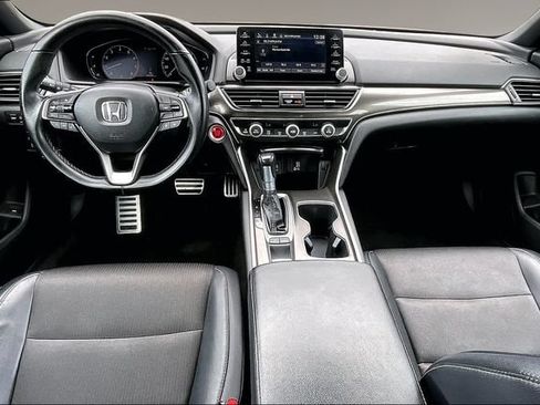 Used 2018 Honda Accord Sport image 7