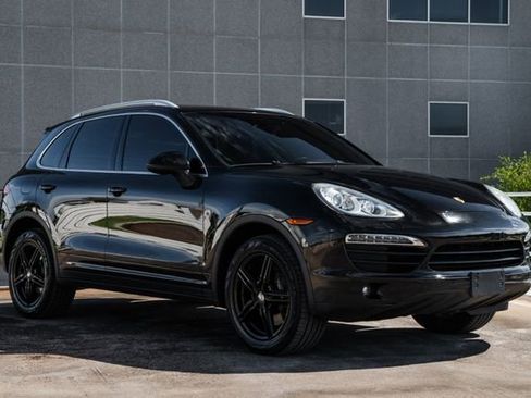 Used 2012 Porsche Cayenne image 7