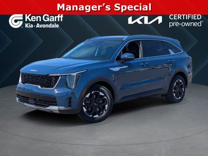 Certified 2025 Kia Sorento S w/ Panoramic Sunroof Package