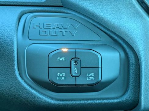 New 2026 RAM 2500 Laramie w/ Night Edition AWD/4WD image 18