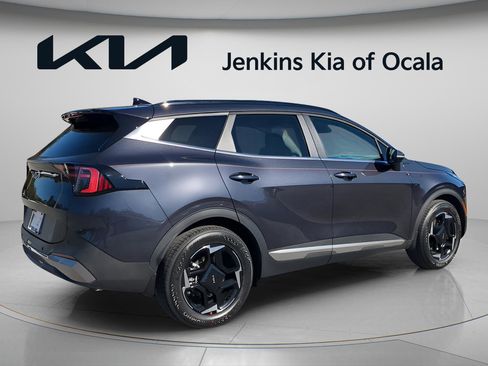 New 2026 Kia Sportage EX w/ EX Panorama Roof Package image 3