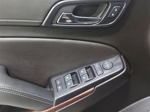 Used 2020 GMC Yukon SLE image 22