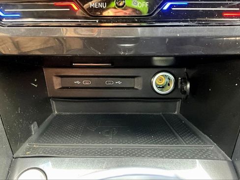 Used 2024 Volkswagen Tiguan SE R-Line w/ MDO Package, Two-Row image 19