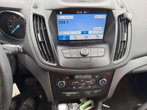 Used 2017 Ford Escape SE w/ SE Leather Comfort Package image 10