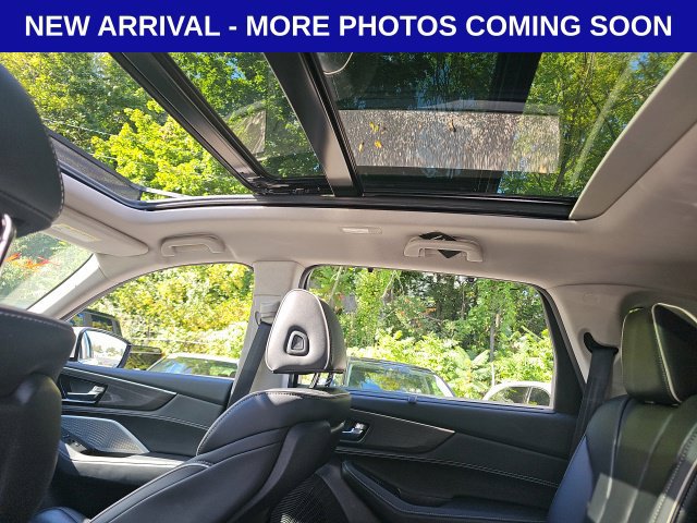 Used 2023 Acura MDX w/ Advance Package AWD/4WD image 9