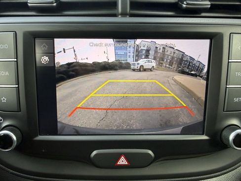 Used 2024 Kia Soul LX w/ Option Group 015 image 5