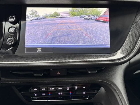 Used 2021 Buick Envision Essence w/ Sport Touring Package AWD/4WD image 19
